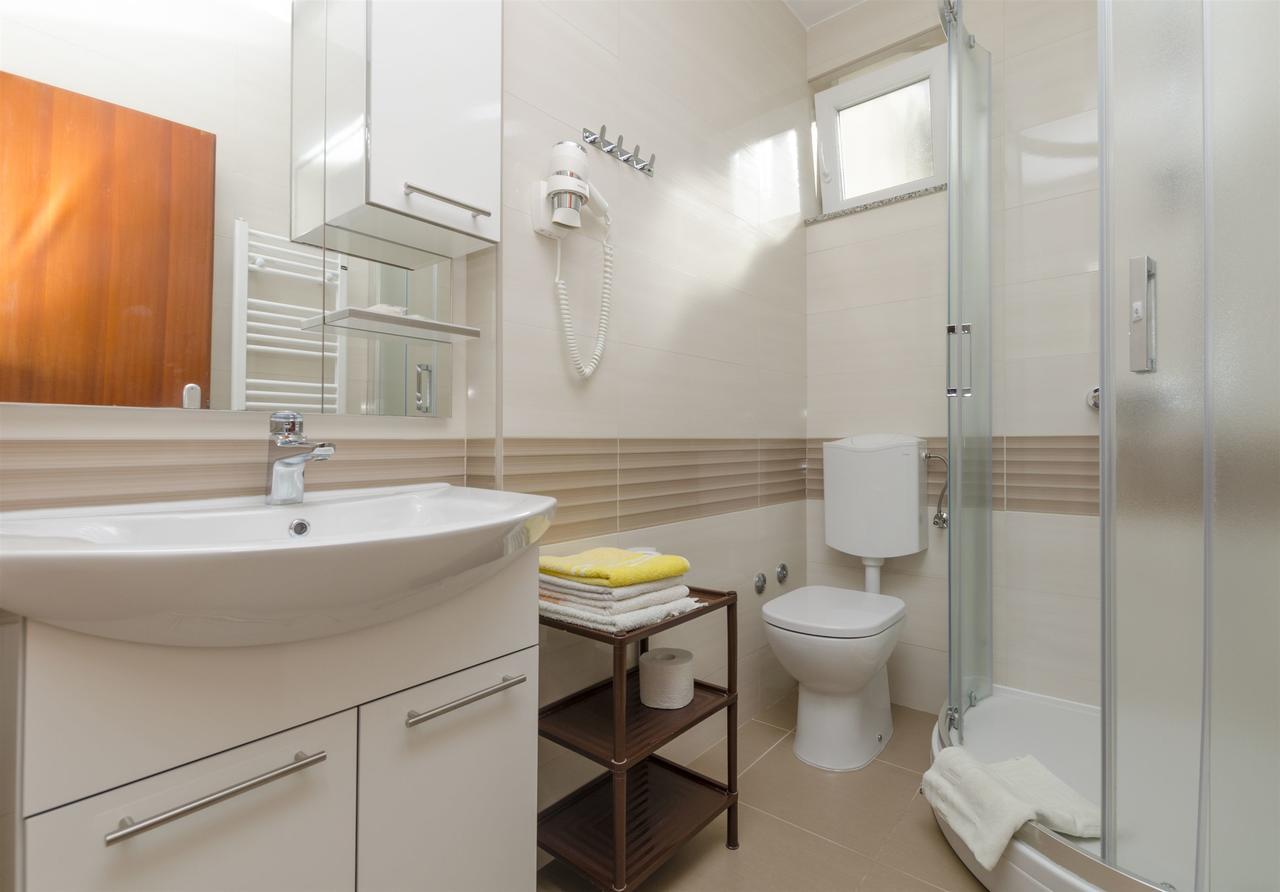 Apartments Karmela Primošten Kültér fotó