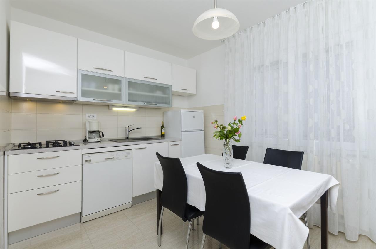 Apartments Karmela Primošten Kültér fotó